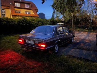Audi 100 C2 - 11