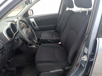 Daihatsu Terios 1.3i 4x4/1Maj/KLIMA/Manuál - 11
