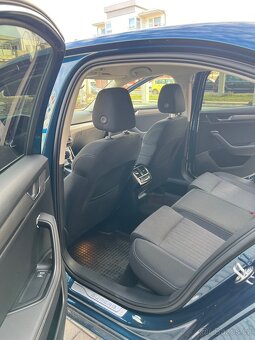 Škoda Superb 2.0 tdi hatchback facelift - 11