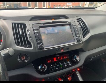 Prodám Kia Sportage3 4x4 automat,2.0 CRDI 100kw - 11
