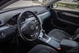 Volkswagen Passat Variant 2.0 TDI Trendline DSG DPF - 11