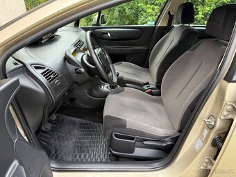 Citroen C4, 1,4i 16v 65kW, 119tkm, ČR 3/2007, 1.majitel - 11