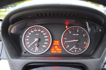 PRODÁM BMW X5 3.0D 180KW JEN 195.000KM NAVI XEN, TAŽNÉ - 11