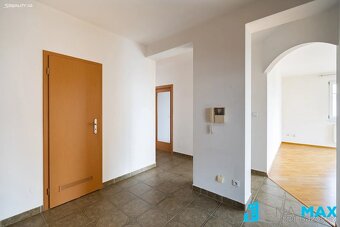 Prodej bytu 3+1 94 m2 nám. Svobody Znojmo - 11