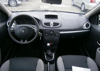 Renault Clio 1.2i 55kw,klima benzín manuál 55 kw - 11