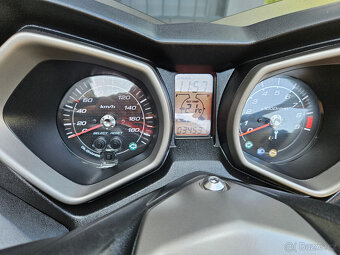 Yamaha X-Max 400 - 11
