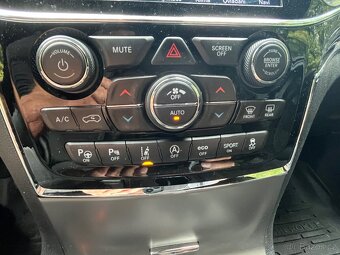 Jeep Grand Cherokee 3.0 CRD 184 KW Track Hawk - 11