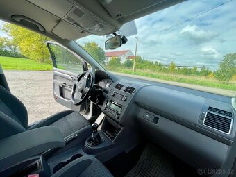 Volkswagen Touran 1.4 TSI, r. 2011, 103 kW – výborný stav - 11