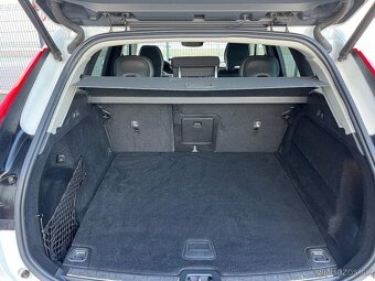 Volvo XC60 2.0 T6 Recharge Inscription  Expression eAWD A/T - 11