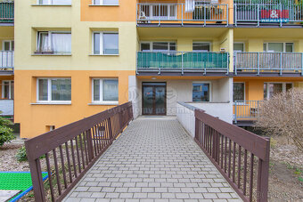 Prodej bytu 2+kk, 42 m², Jince, ul. Zborovská - 11