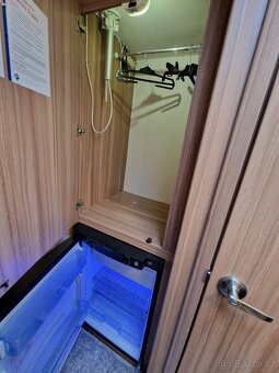 Malý Lehký karavan LUNAR COSMOS 352 - 11