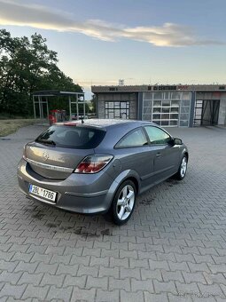 Opel Astra GTC 1.8 16V 103KW Pěkný Stav - 11