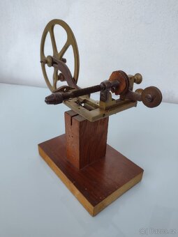 Stará hodinářská frézka - 11