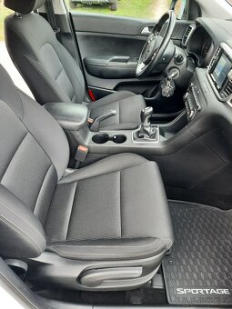 Kia Sportage 1,6 GDi, koupeno ČR,  1. majitel, 75.600 km - 11