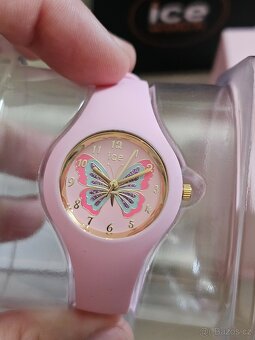 Ice-Watch Fantasia 21954 – Růžová elegance s motýlkem - 11