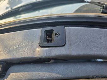 Mercedes E320 Cabrio - 11