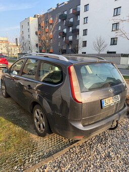 Ford Focus 1.8 TDCi - 11