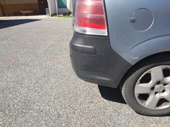 Opel Zafira 2006 - 11