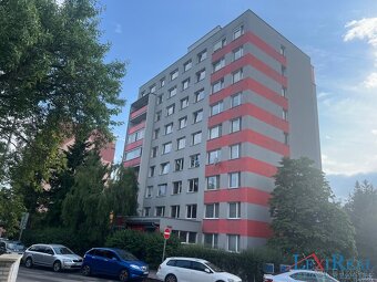 Pronájem bytu 2+kk 32 m2 v panelovém domě Praha 5 Motol - 11