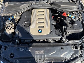 BMW E60 530D 170Kw 6 st. manuál - 11