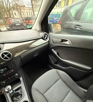 MB class B 1.8 cdi 2012 - 11