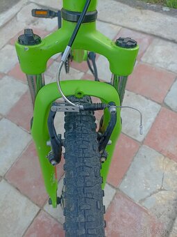 Dětské kolo Specialized Hotrock - 11