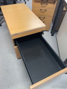 Kancelářský stůl 180x80, kontejner, židle - 11