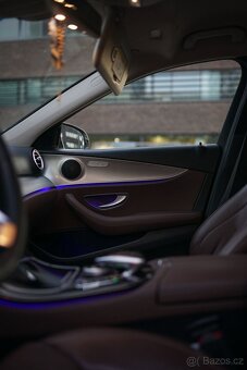 MERCEDES-BENZ E220d 143kW //2016 9G FULL LED NAVI HEAD-UP - 11