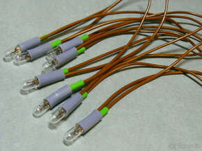 Žárovky barevné/čiré E10; E14; Ba7s; Ba9s; B15d; SV8,5; T6,8 - 11