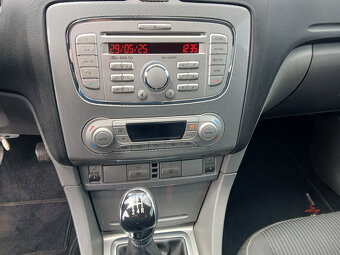 Ford Focus 2,0 Kombi - 11