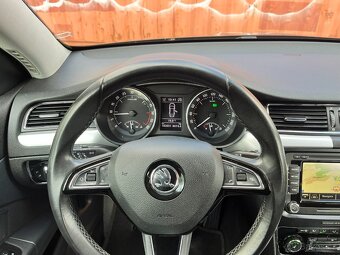 Superb II 2,0TDi 125kW DSG 4x4,ČR,vybavený - 11