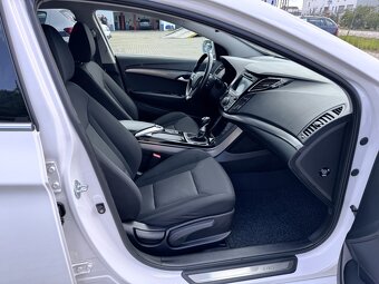 Hyundai i40, 1.6GDi 99 kW navi. xenony - 11