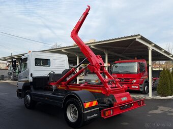 Mercedes Benz Atego 1218 hákový nosič kontejnerů - 11