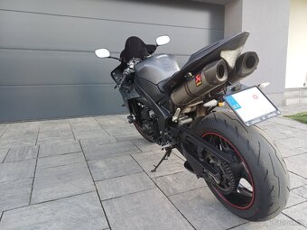 YAMAHA R1 - 2015 - 16.900km - 11