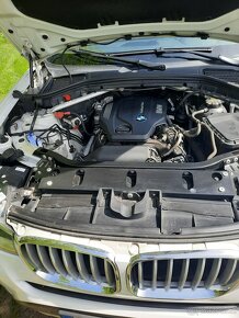 BMW X3 2.0 Nafta 140 Kw X-drive rok 2017 - 11