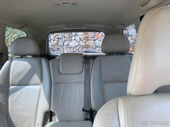 Volvo XC90 2.4 AUT MOMENTUM, KŮŽE 7 MÍST TOP STAV - 11