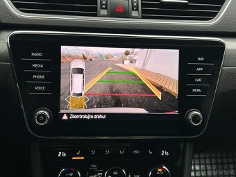 Škoda Superb 2.0 TDI 147KW STYLE DSG 1MAJITEL - 11