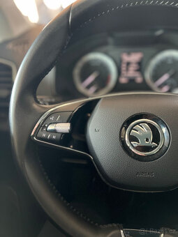 Škoda Karoq Style 2.0 TDi 4x2 - navi,LED,temp,vyh.sed,150 PS - 11