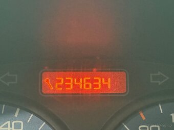 Citroen berlingo 1.4i - 11
