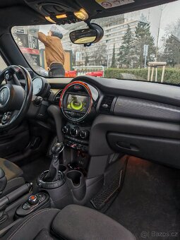 Mini Cooper 2015, automat. JCW edition. Extra výbava - 11