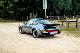 Porsche 911 Carrera 3,2 - 11