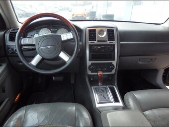 Prodám Chrysler 300C - 11
