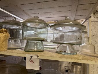 Laboratorní sklo různé - 11