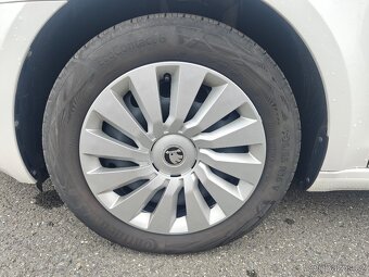 Škoda Octavia III 1.6 TDI combi facelift Švýcarsko TOP STAV - 11