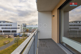 Pronájem bytu 2+kk, 61 m²,ul. A. Petrofa, Hradec Králové - 11