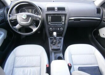 Škoda Octavia 2.0TDi CZ,Laurin a Klement,2x nafta manuál - 11