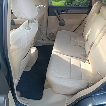 Prodám Hondu CR-V 4x4 - výbava EXECUTIVE - 11