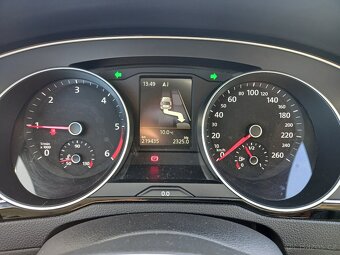 VW PASSAT B8 2,0TD-2015-150PS-LED-ACC-HIGHLINE-AHK - 11
