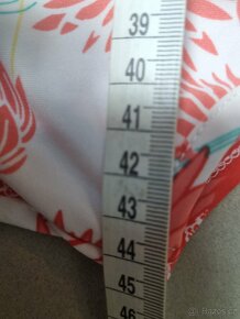 Letní pohodlné šaty - 11