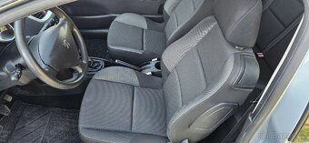 Peugeot 207 1.4i 54kw Comfort PC KLIMA 10/2009 EURO5 - 11